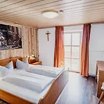 Hotel Zum Matthiasl *
