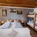 Zum Matthiasl Hotel *