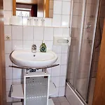 Zum Matthiasl Hotel